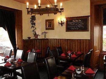 The Isles Inn Portree Exterior photo
